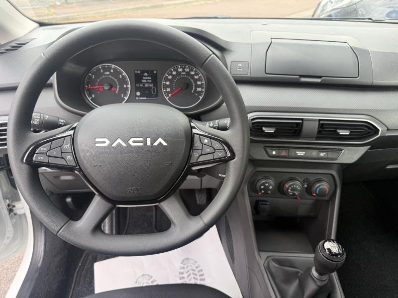 dacia - Visuel 18